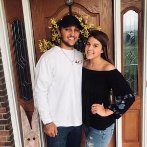 Meet your Posher, Leeann